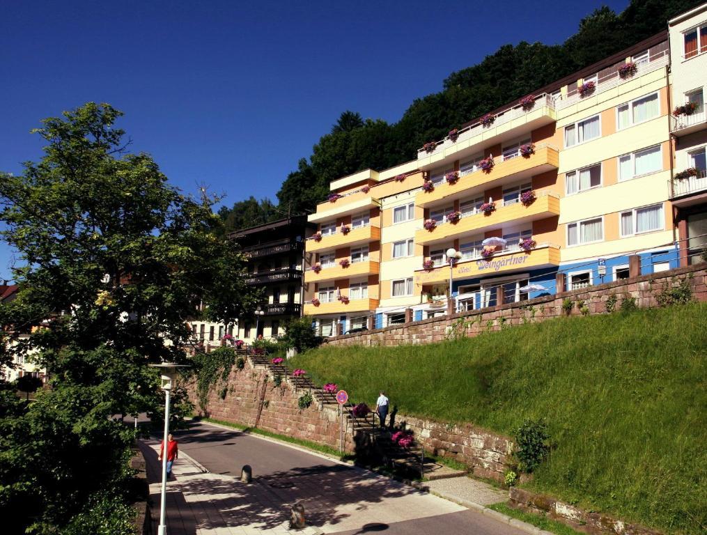Hotel Weingärtner Bad Wildbad Exterior foto