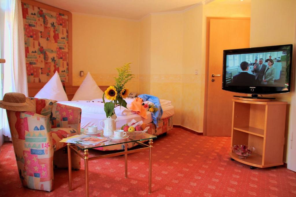 Hotel Weingärtner Bad Wildbad Zimmer foto