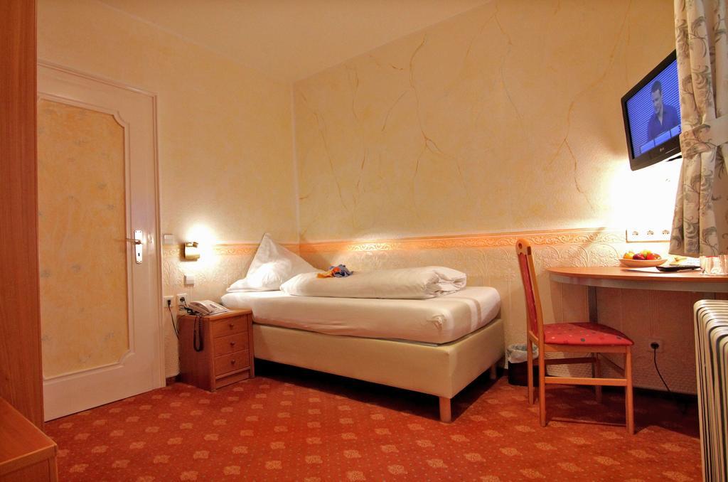 Hotel Weingärtner Bad Wildbad Exterior foto