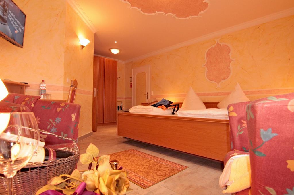 Hotel Weingärtner Bad Wildbad Exterior foto