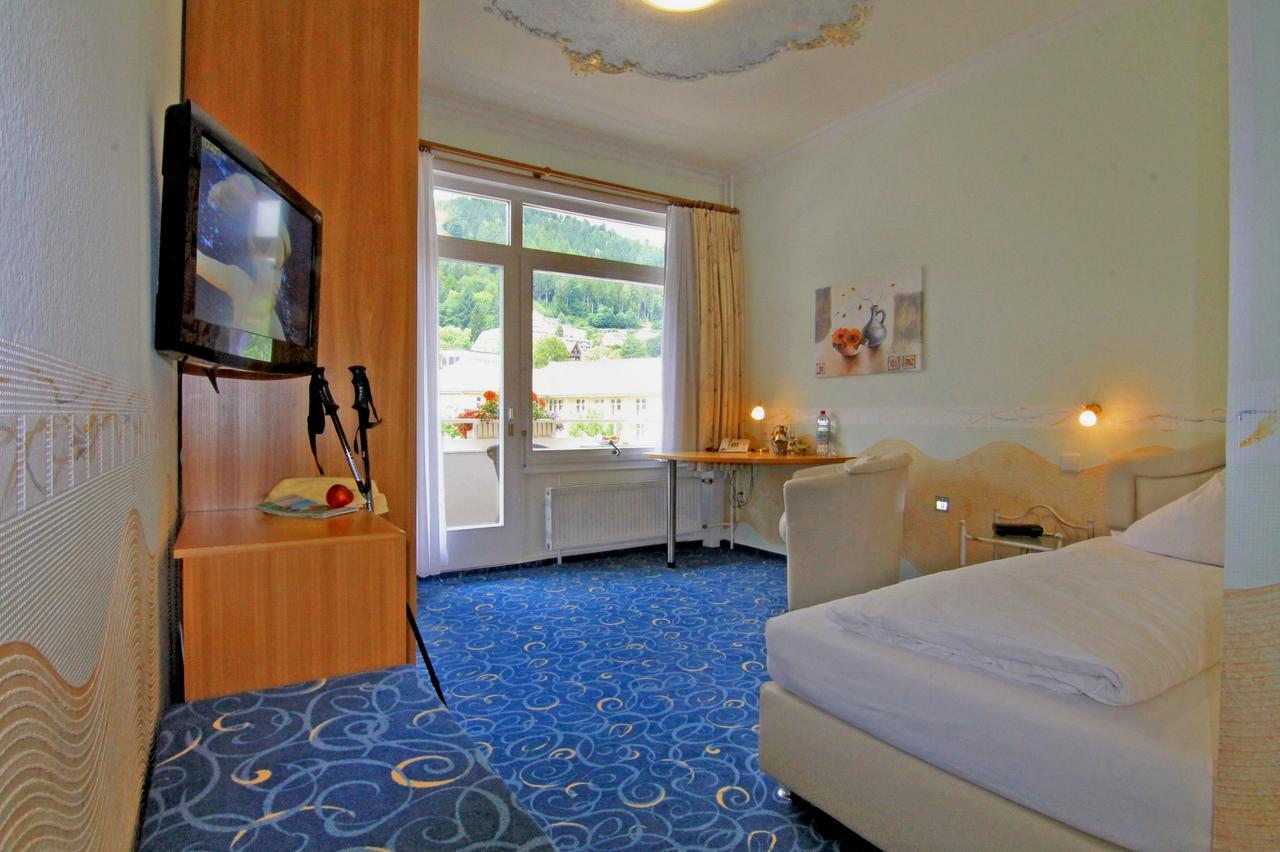 Hotel Weingärtner Bad Wildbad Exterior foto